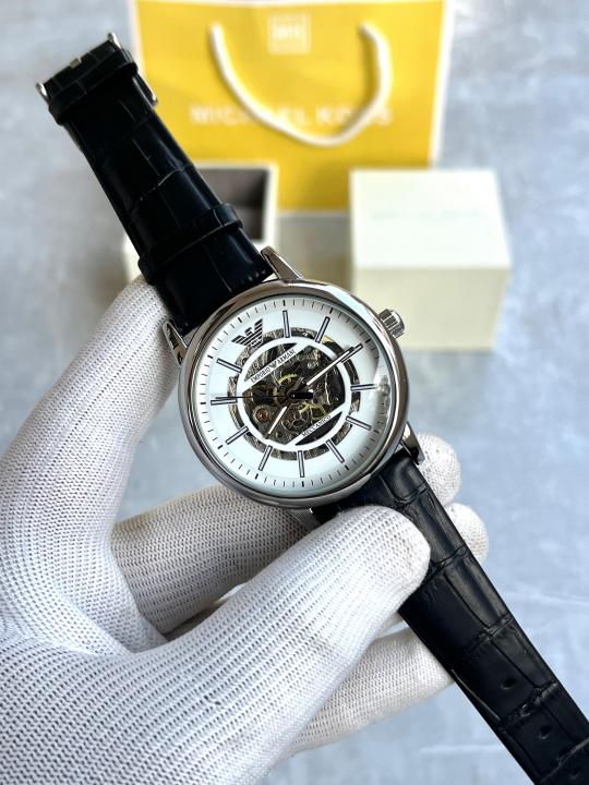 Emporio Arman_i Auto