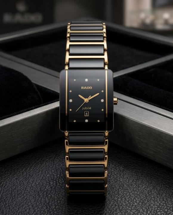 Rad_o integral black ceramic
