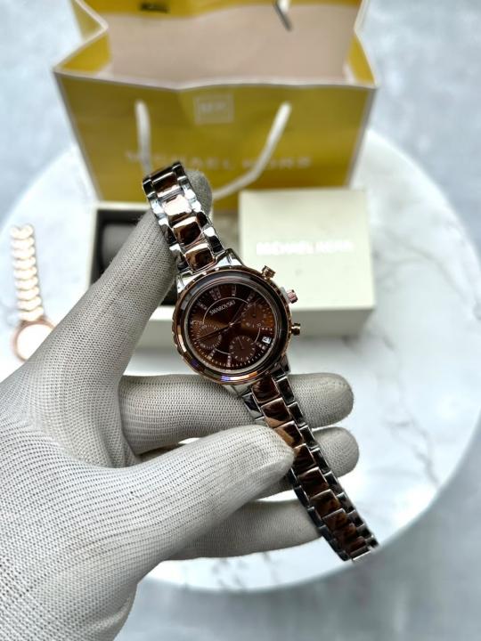 swarovskki Chronograp matrix Lady