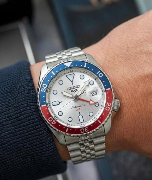 Sei.ko 5 Sports GMT Movement Like Automatic