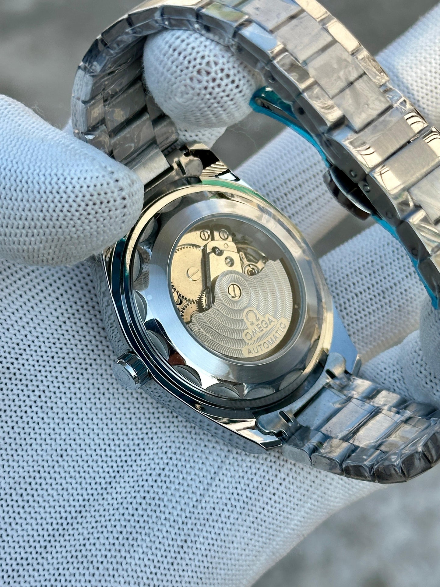 Om.ega Seamaster Auto