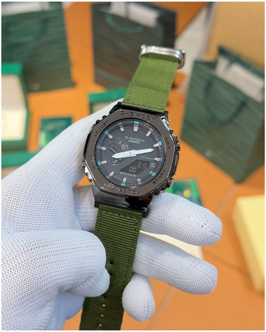 New Casio g shock gm2100CB