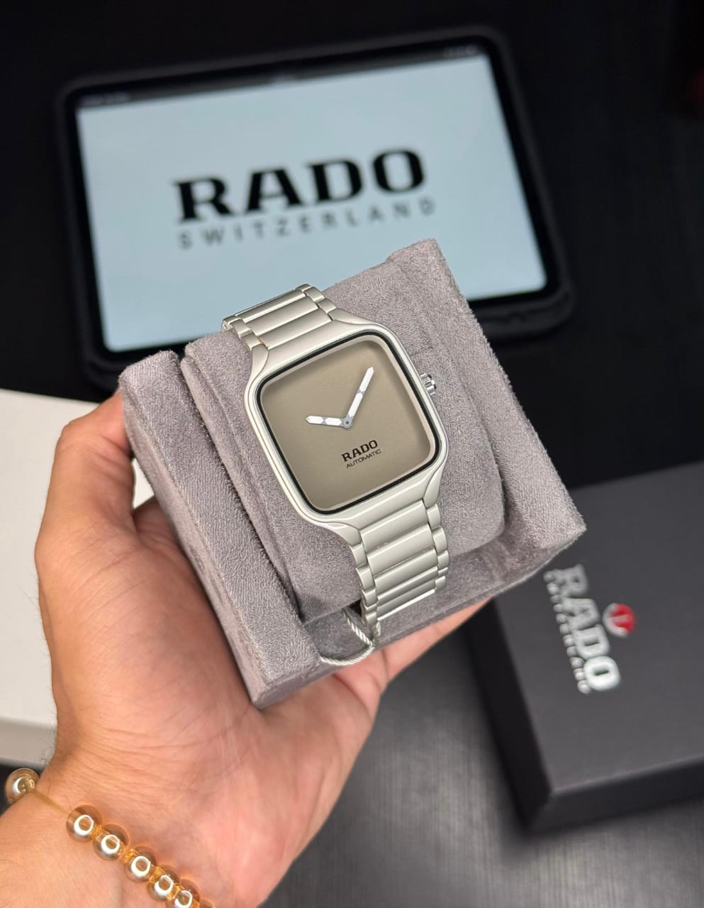 Aude.mars Piguet Royal Oak "Quartz"
