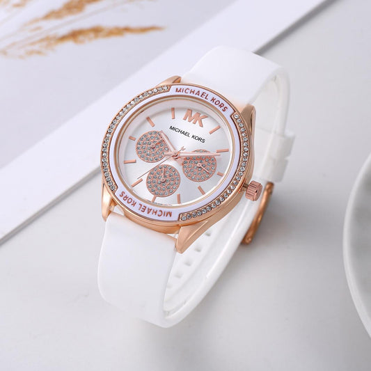 Mic.hael Kors Maro for her
