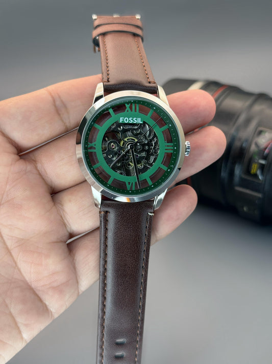 FOS.SIL TOWNSMAN GREEN FIGURE