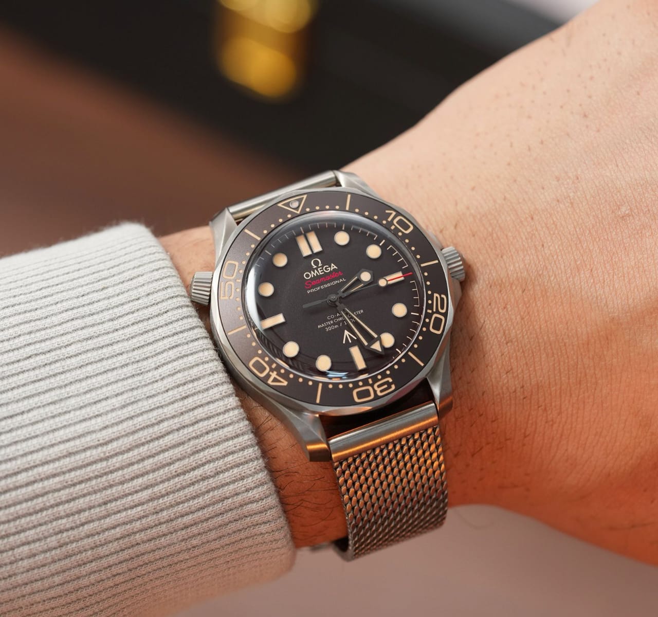 Om.ega Seamaster Diver 300 Automatic Maroon Ring