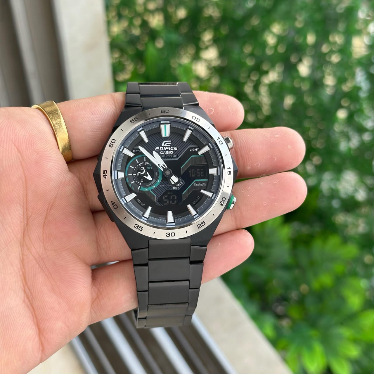 New Casio Edifice Ecb-2200DD