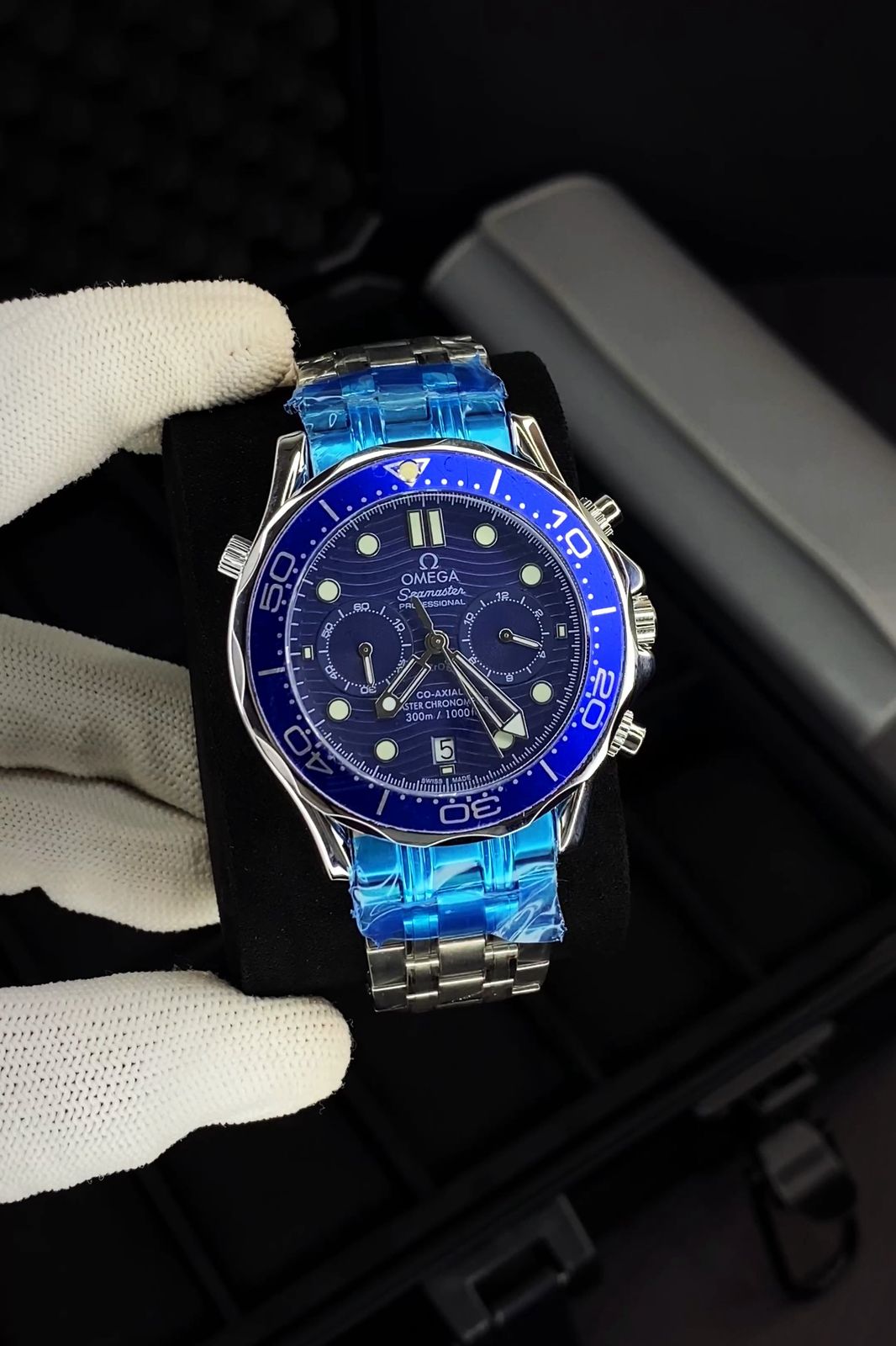 Om.ega Seamaster Chronograph