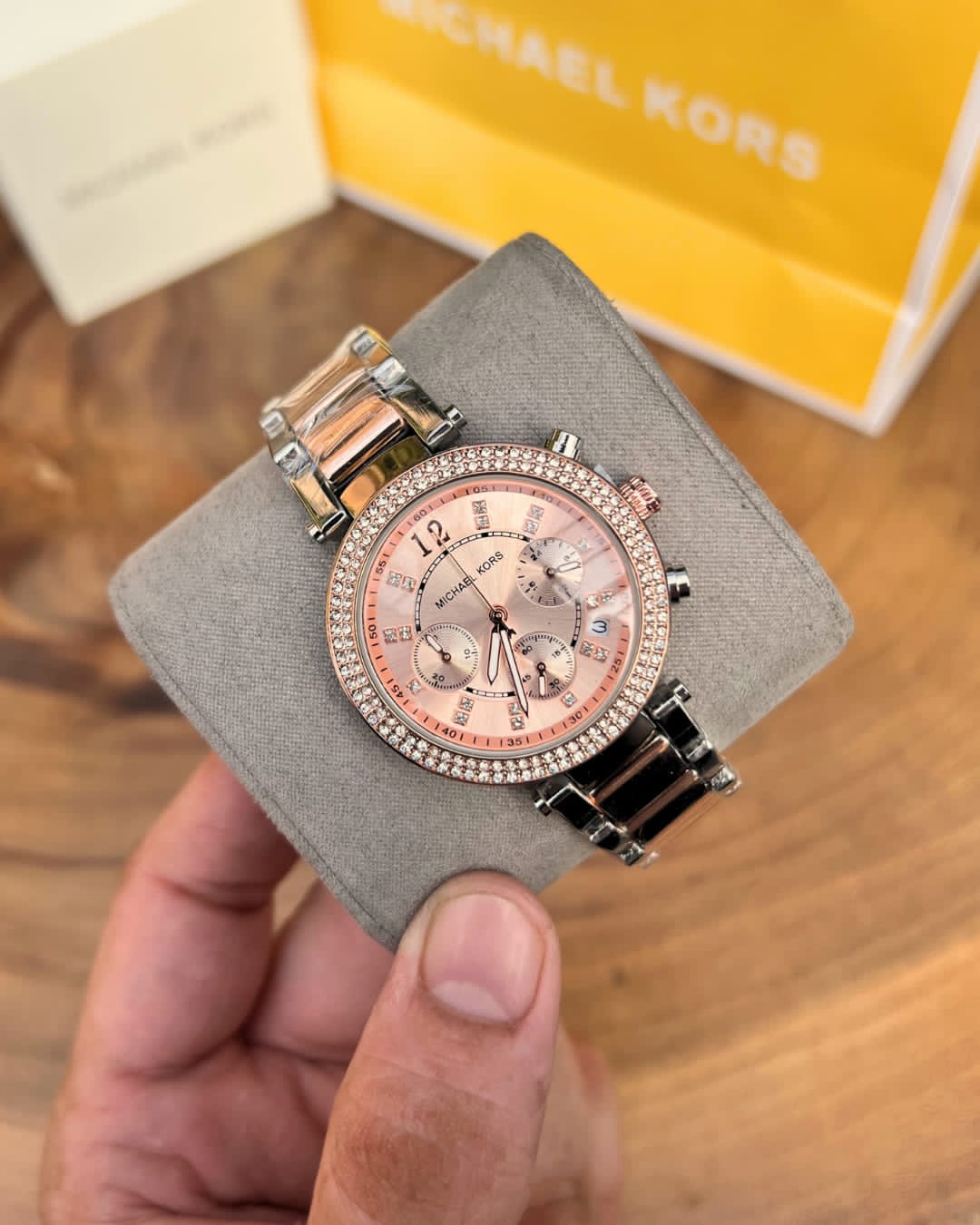 Mic.hael Kors Parker for her