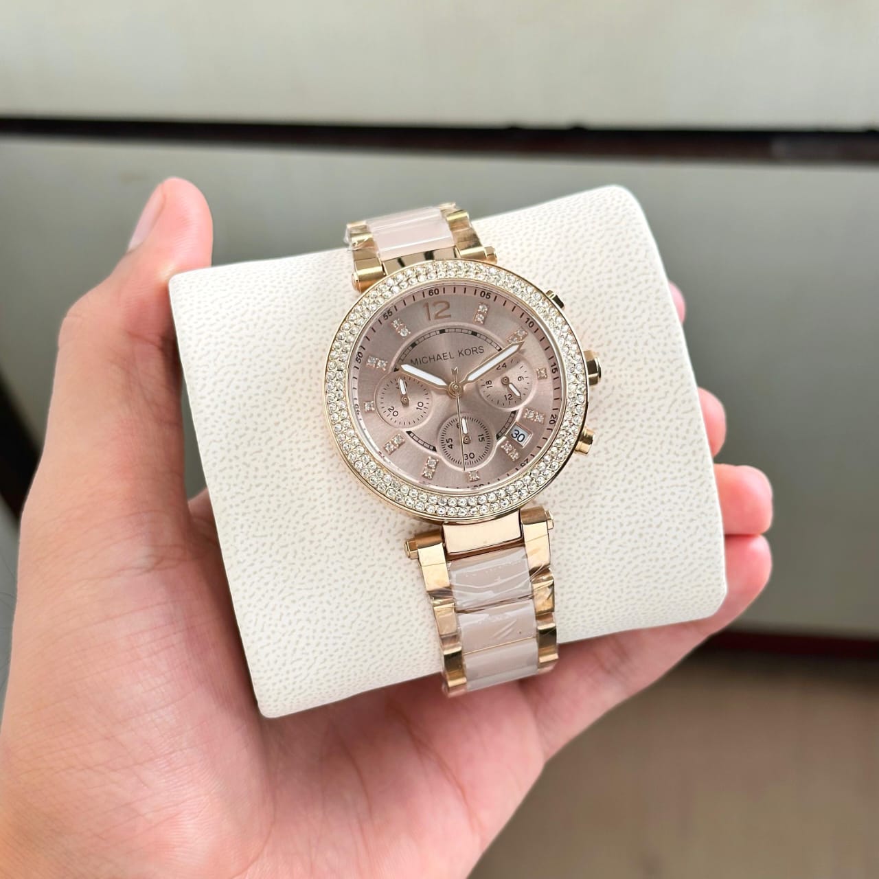 Mic.hael Kors Parker Semi-Japan for her
