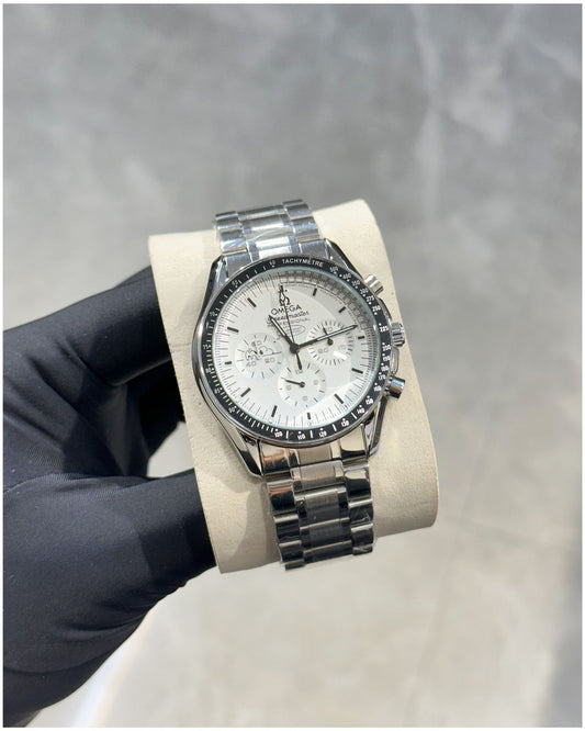 Om.ega Speedmaster