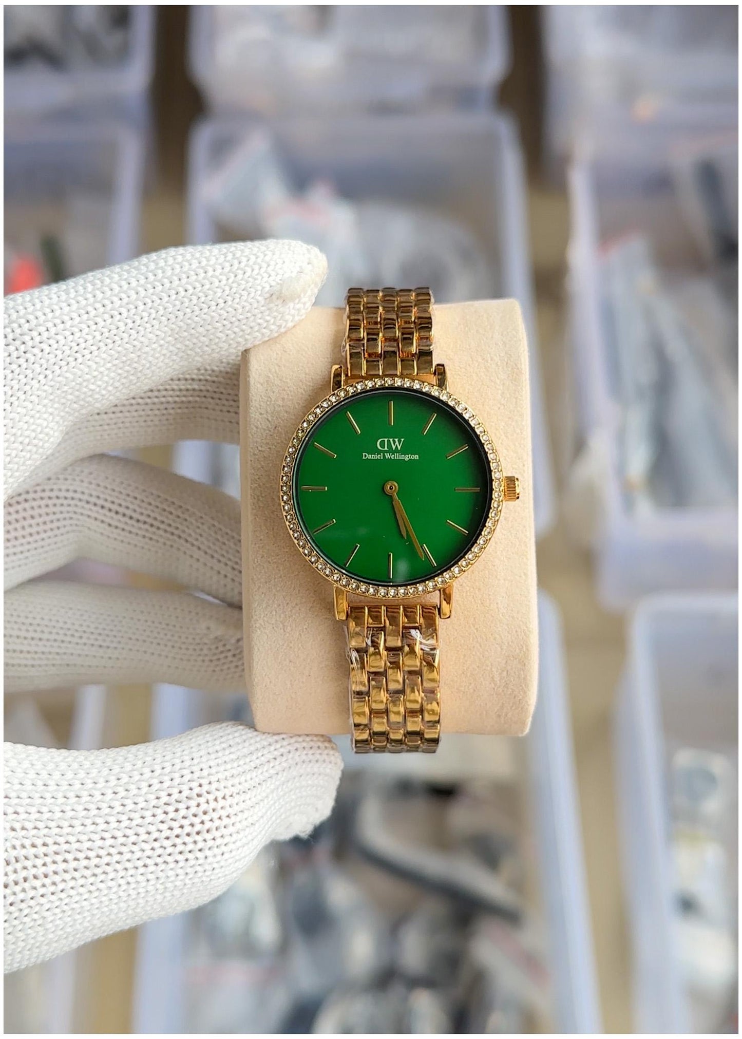 New Daniel Wellington Petite