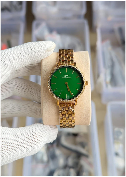 New Daniel Wellington Petite