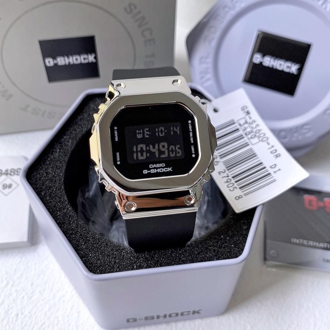 New Casio g shock gms5600