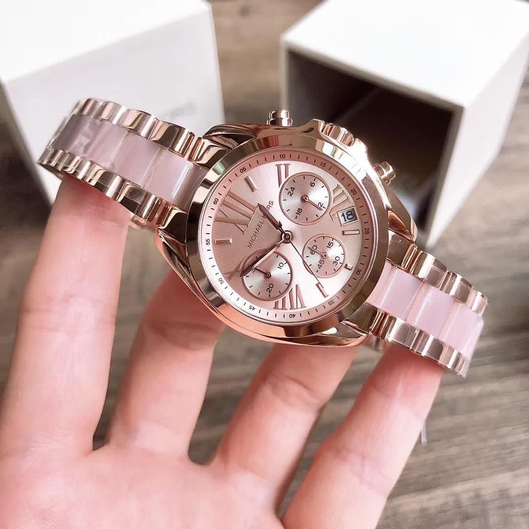 Mic.hael Kors Bradshaw for her