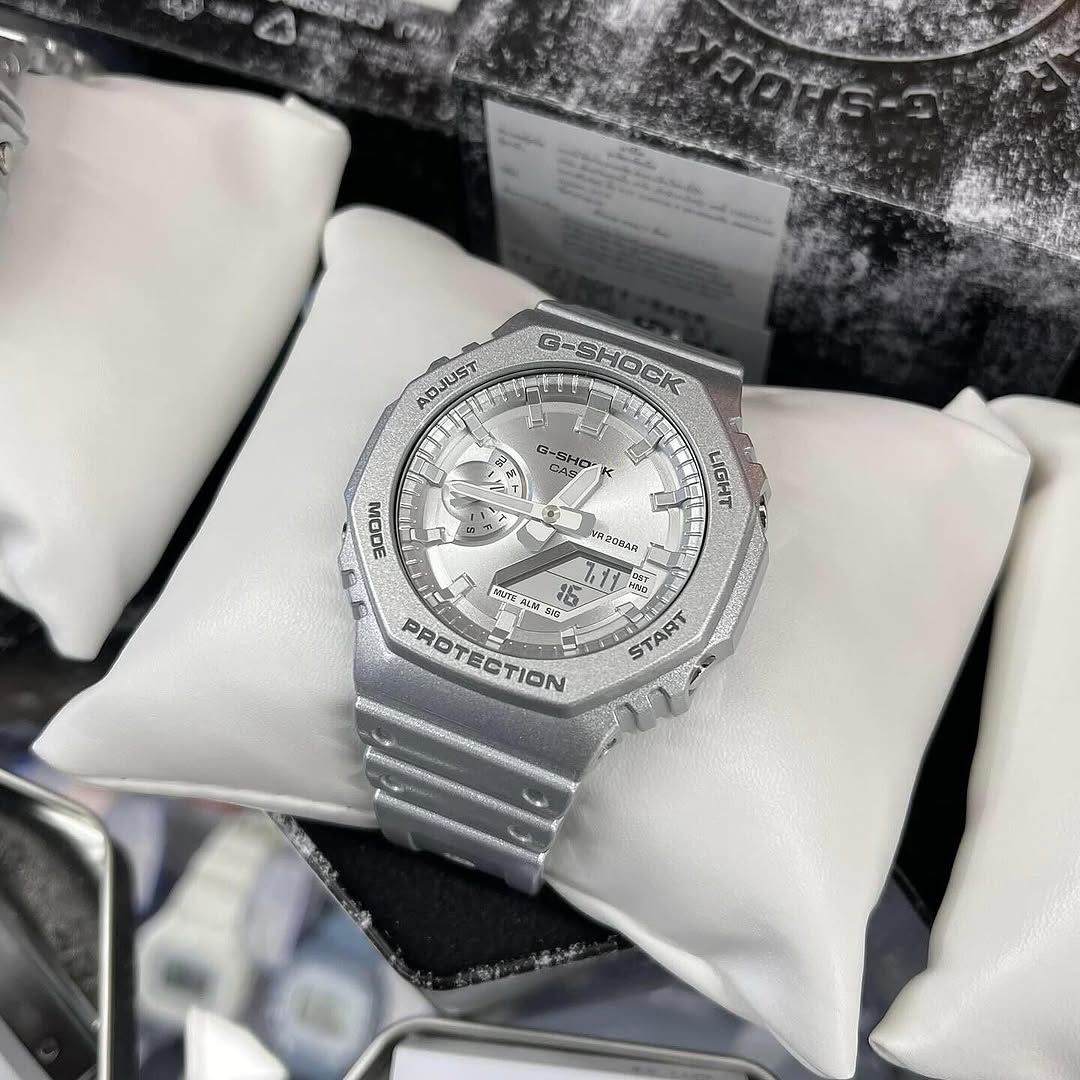 New Casio g shock gm2100