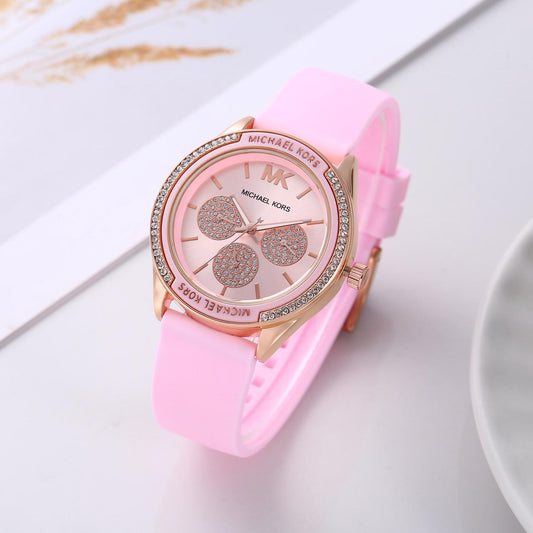 Mic.hael Kors Maro for her