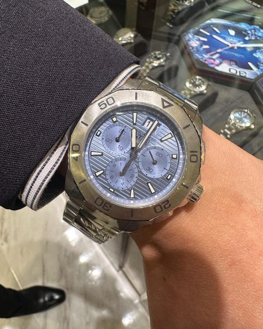 New Tag heuer AquaRacer professional 200 Chronograph