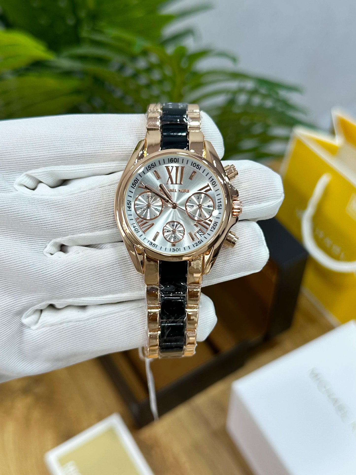 MIC.HAEL KORS BRADSHAW BLACK, BEAUTY FOR HER