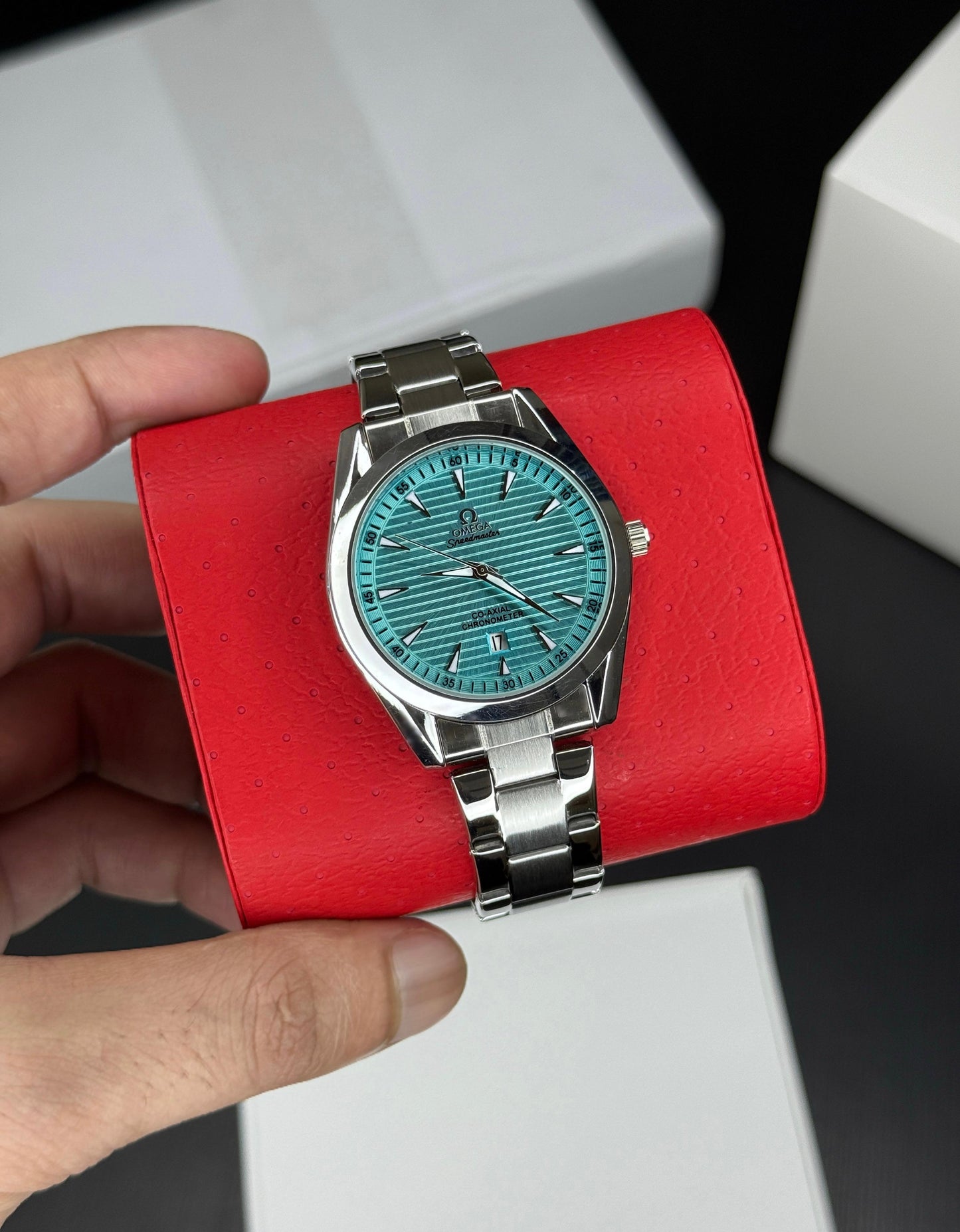 Om.ega Seamaster