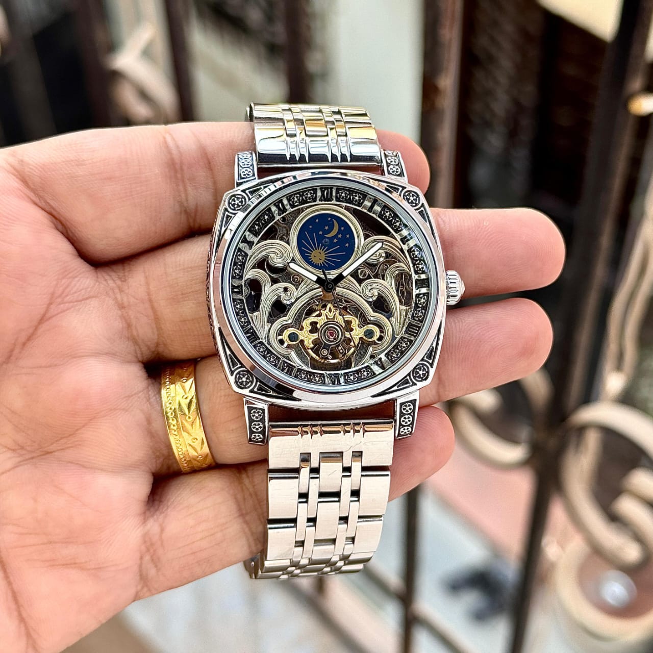 Pa.tek Philippe Skeleton automatic