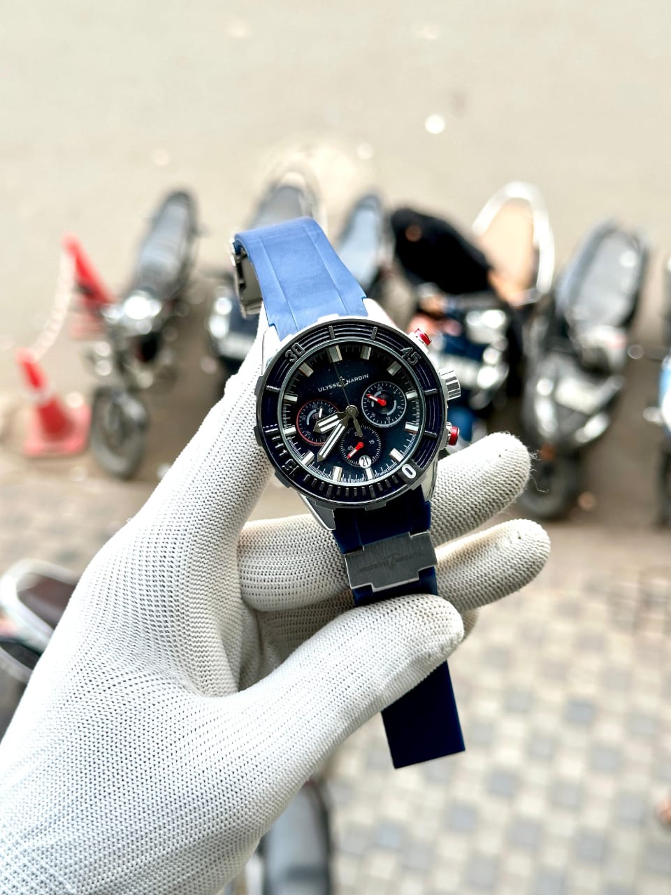 Uly.see Nardin Chrono