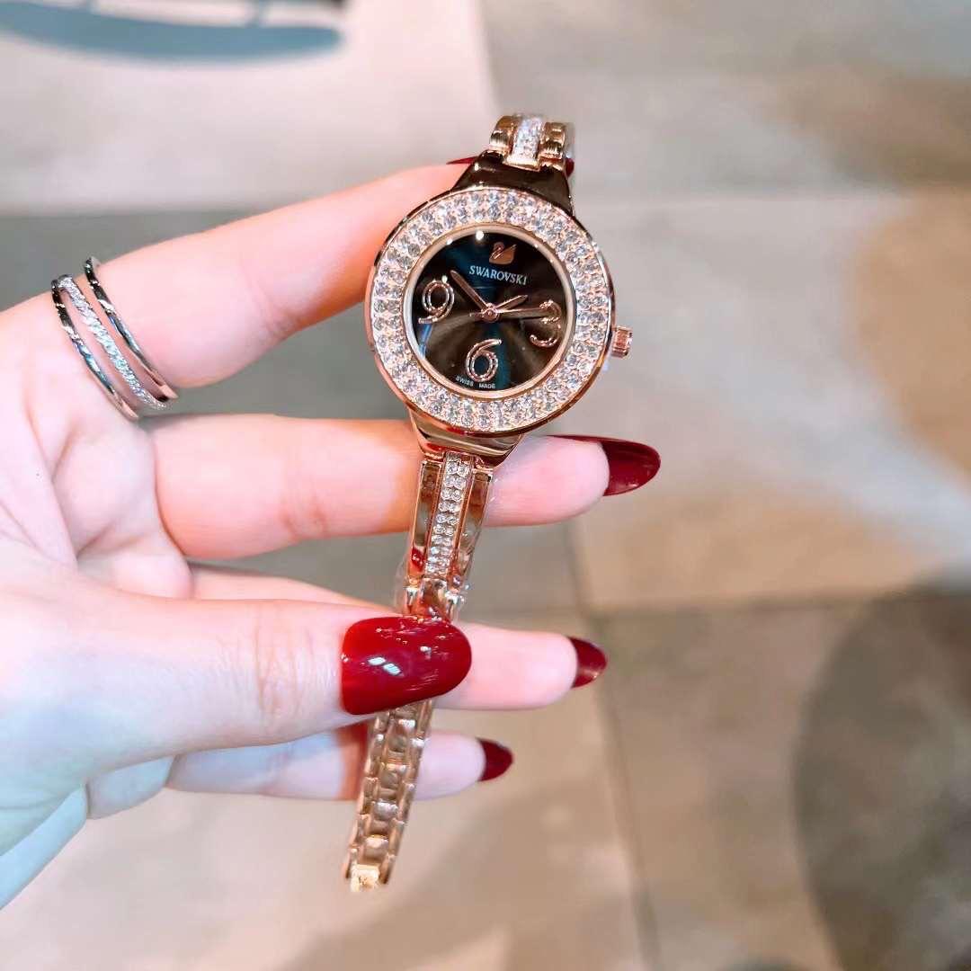 New Swarovski  Skyloft