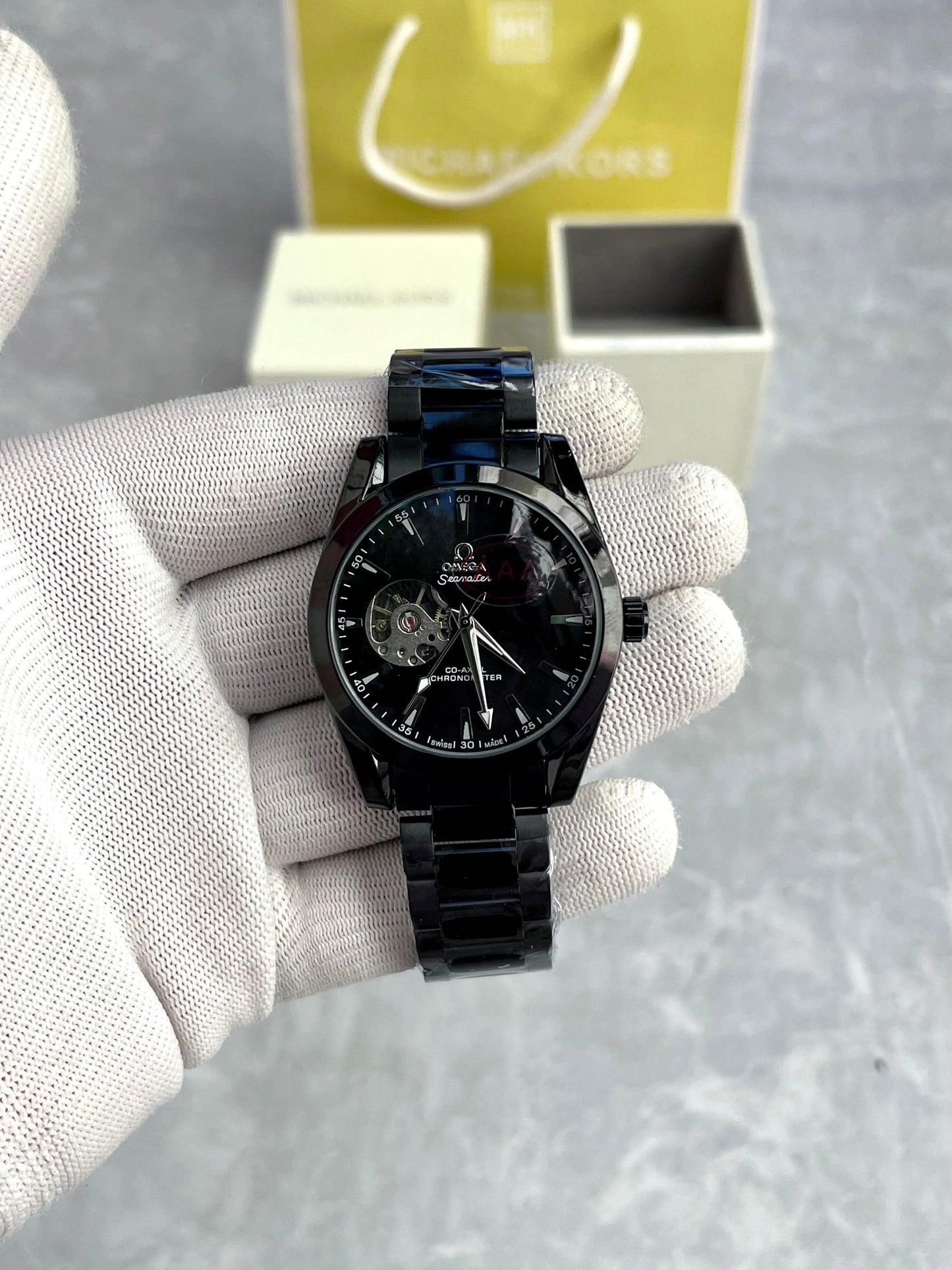 Om.ega Seamaster Open Heart