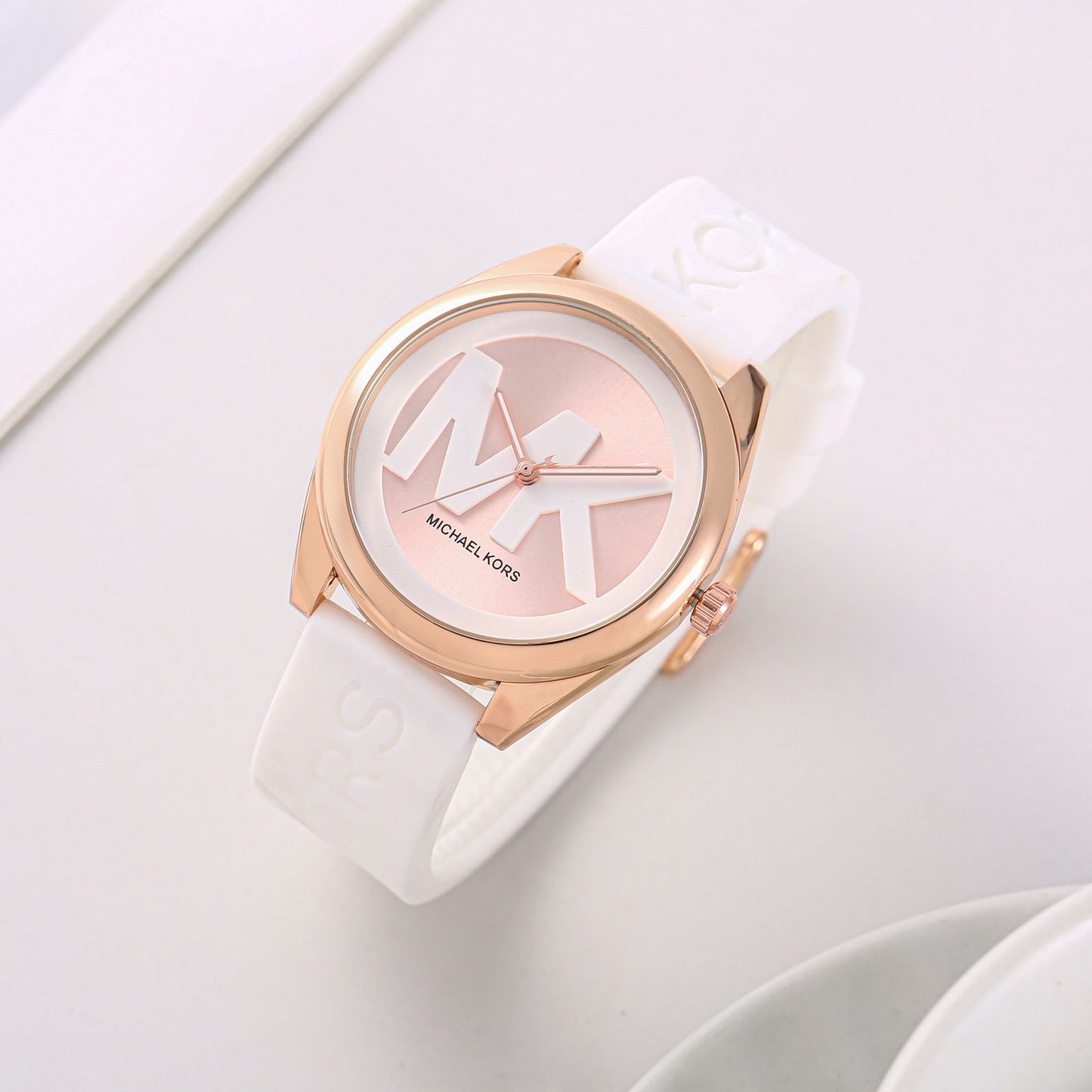 Mic.hael Kors Janelle for her