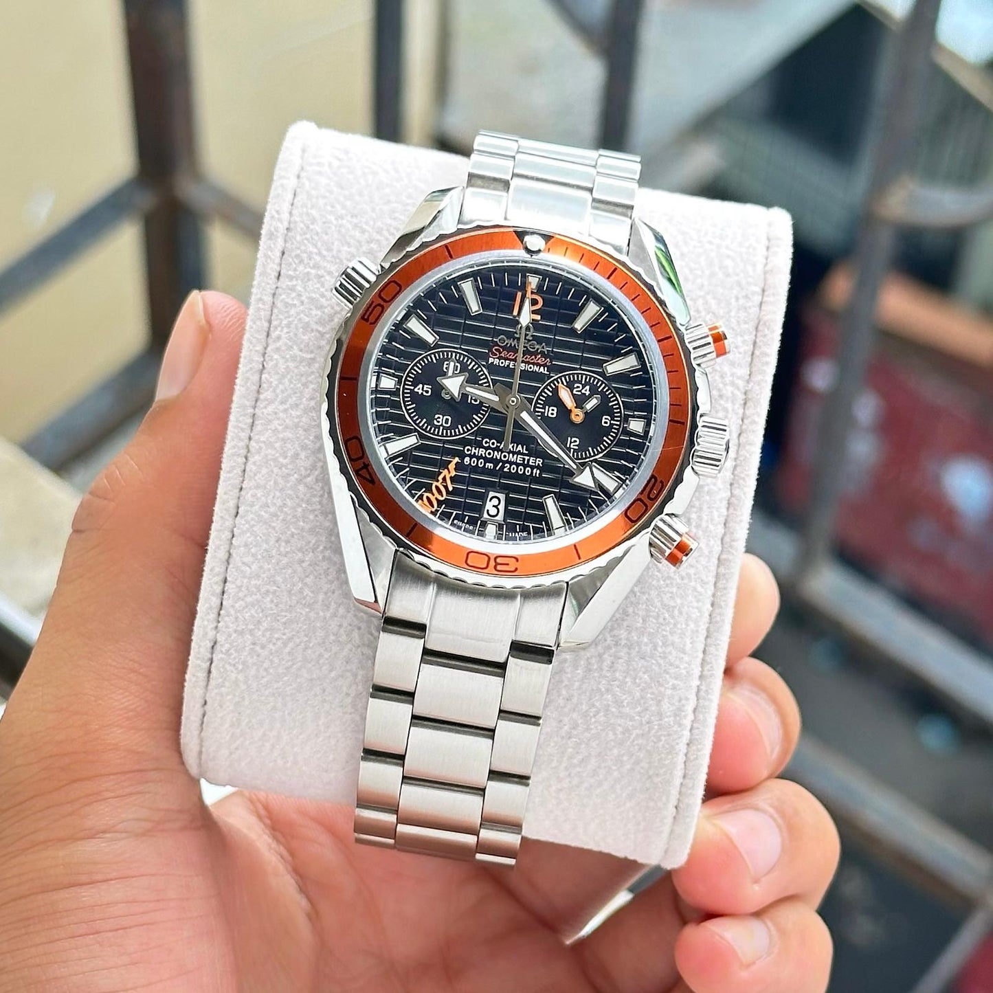 Om.ega Seamaster Planet Ocean Quartz Japan