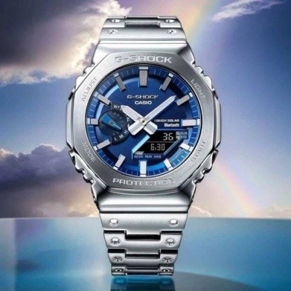 New Casio G shock 
gm2100