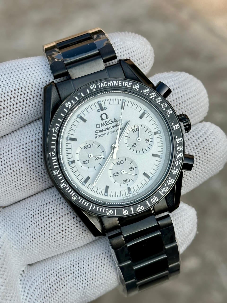 Om.ega Speedmaster Chronograph
