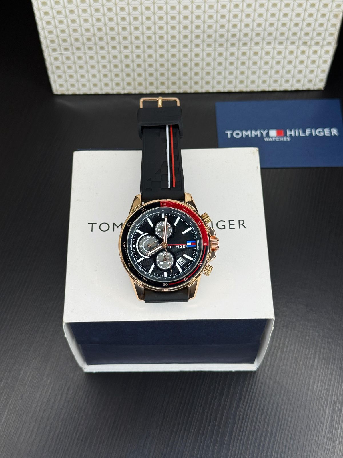 Tom.my Hilfiger Tachymeter