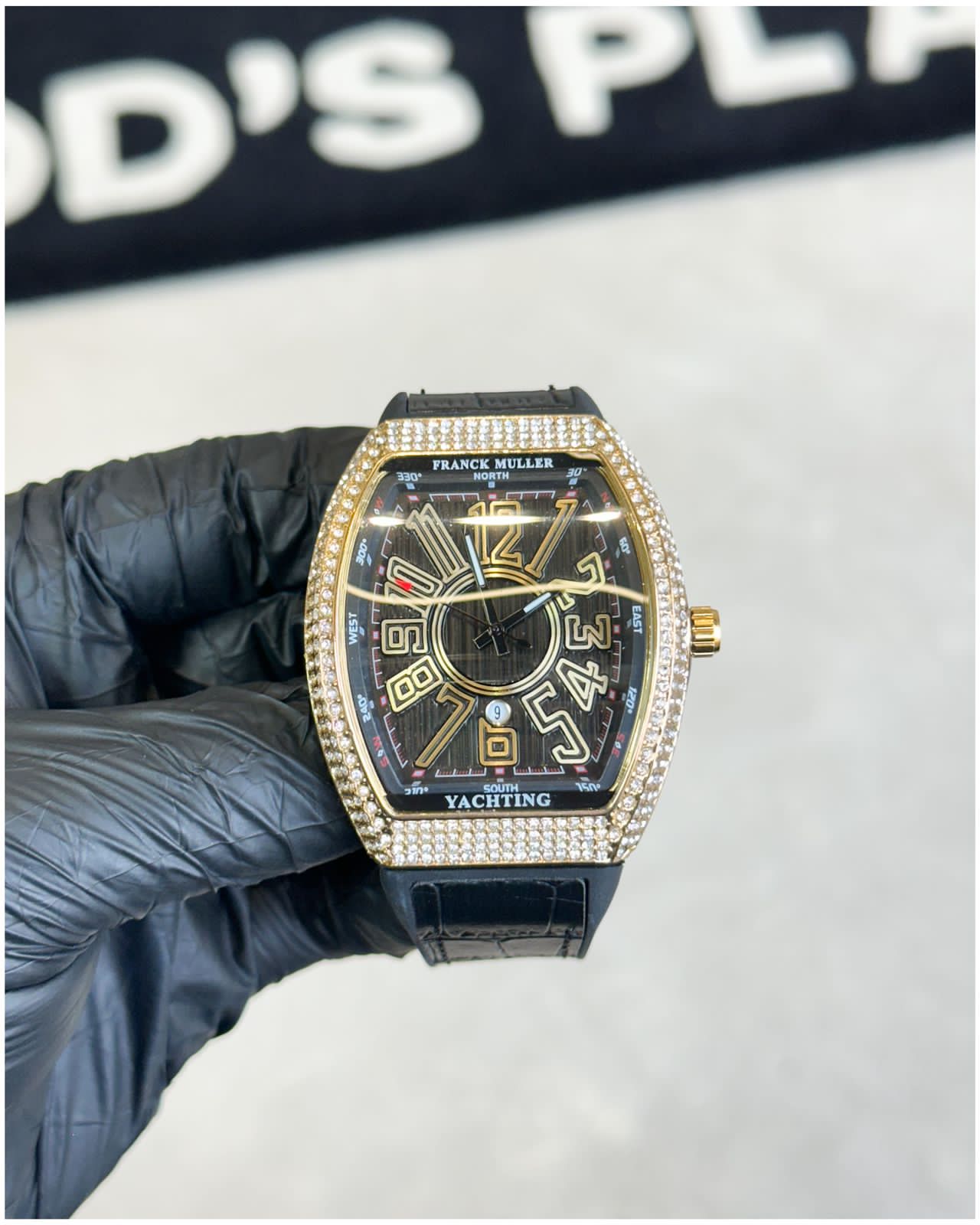 Fran.ck Muller Yachting V45